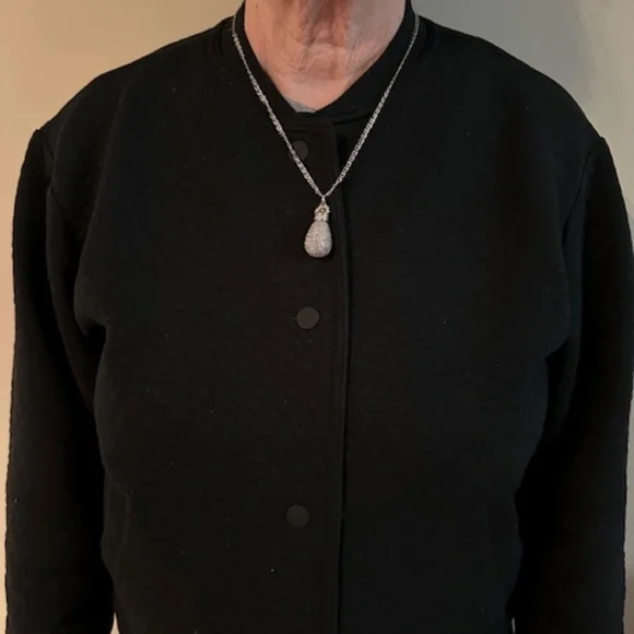 Crystal Pendant with Chain - Picture 2 of 2